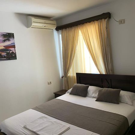 Guesthouse A&F Ksamil Exteriér fotografie